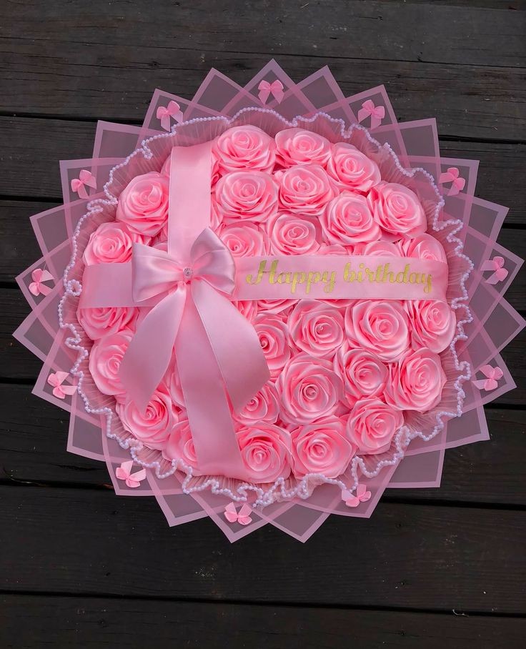 RAMO DE ROSAS Y CAJAS PERSONALIZADAS 👉🏻📦💐