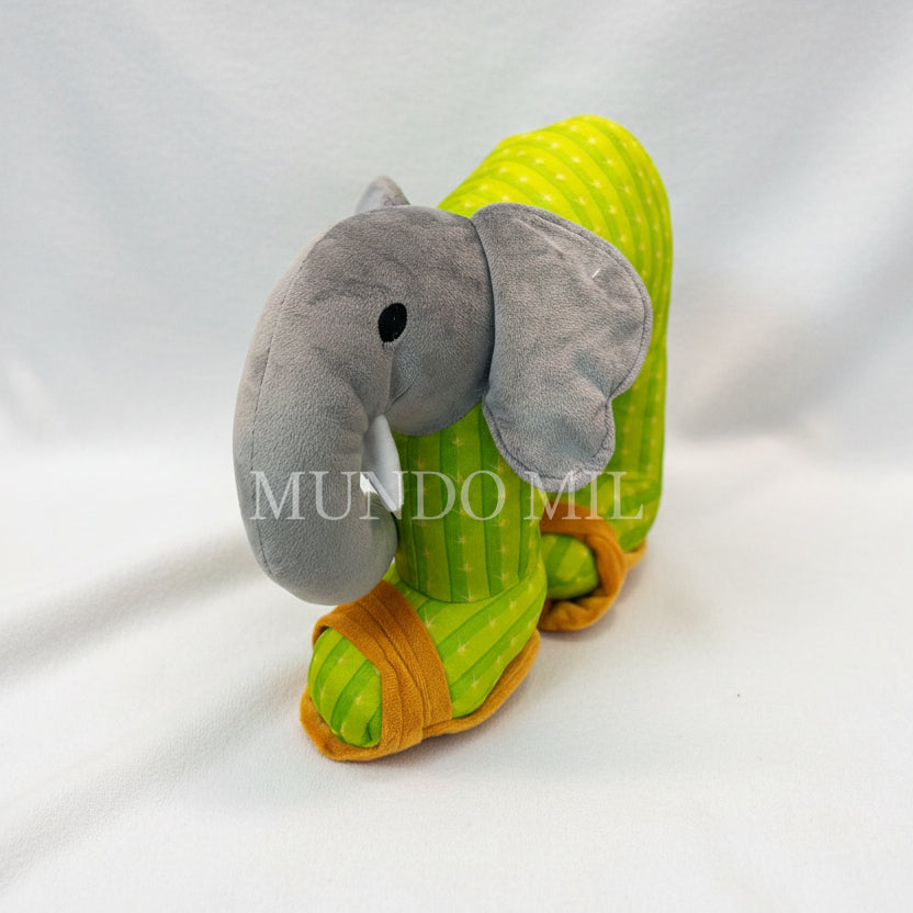 PELUCHE ELEFANTE COLECCION TRALALERO 27X32 CM