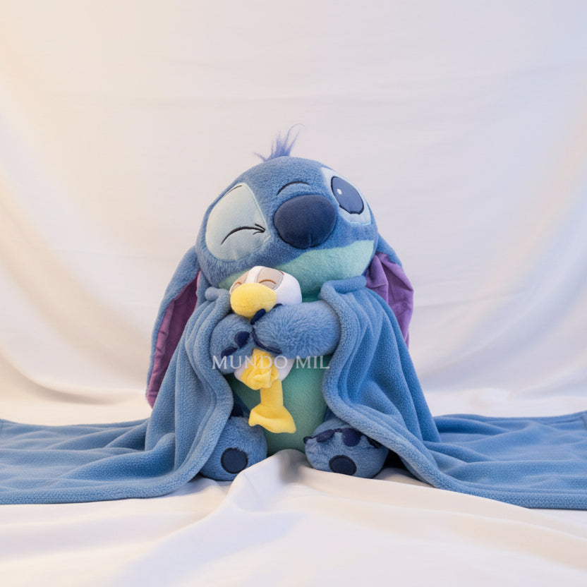 PELUCHE STITCH CON PATO CON COBIJA 45 CM IMPORTADO COLORES