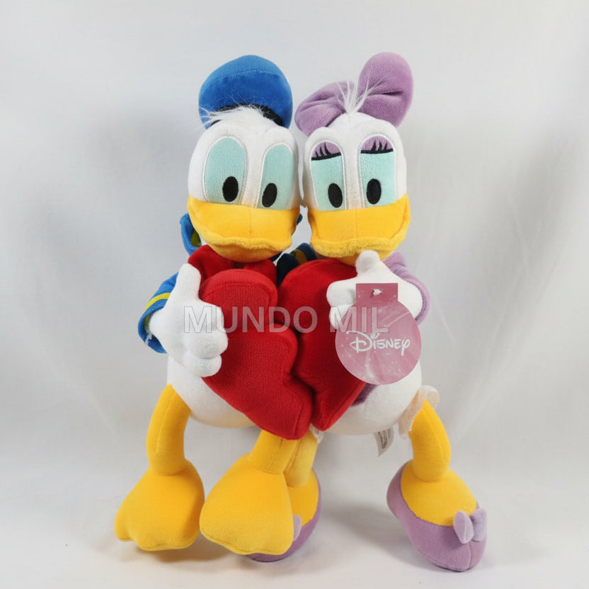 PELUCHE PATOS DONALD PAREJA CORAZON 45 CM ORIGINAL