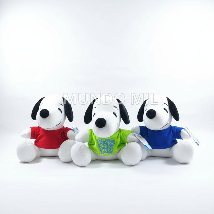 PELUCHE SNOOPY SENTADO CON CAMISA SURTIDO 22 CM
